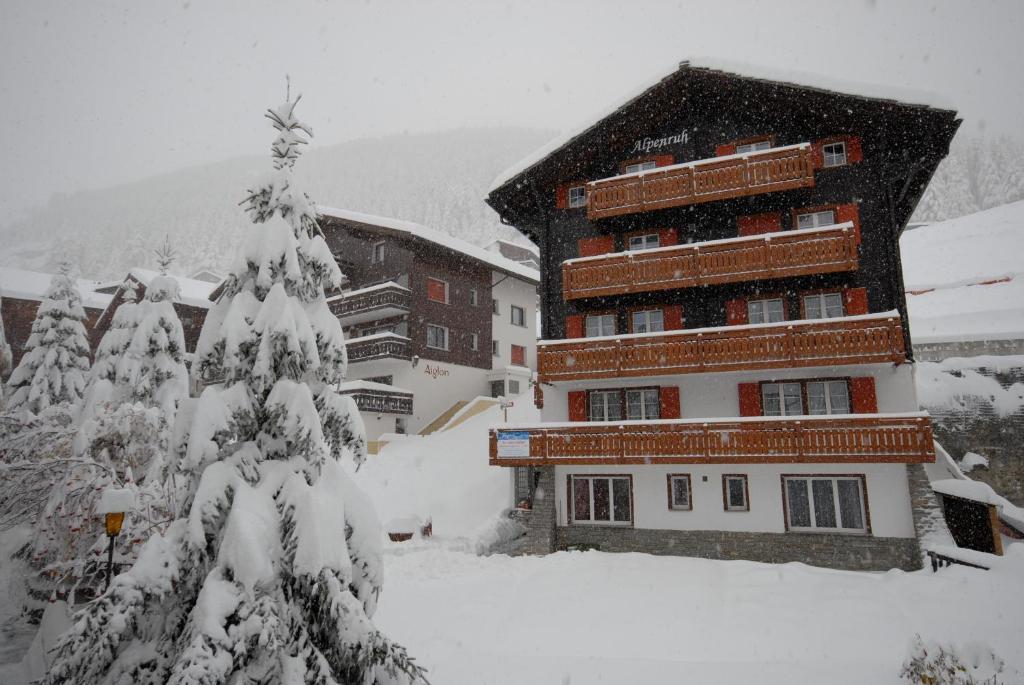 Chalet Alpenruh Saas Fee المظهر الخارجي الصورة