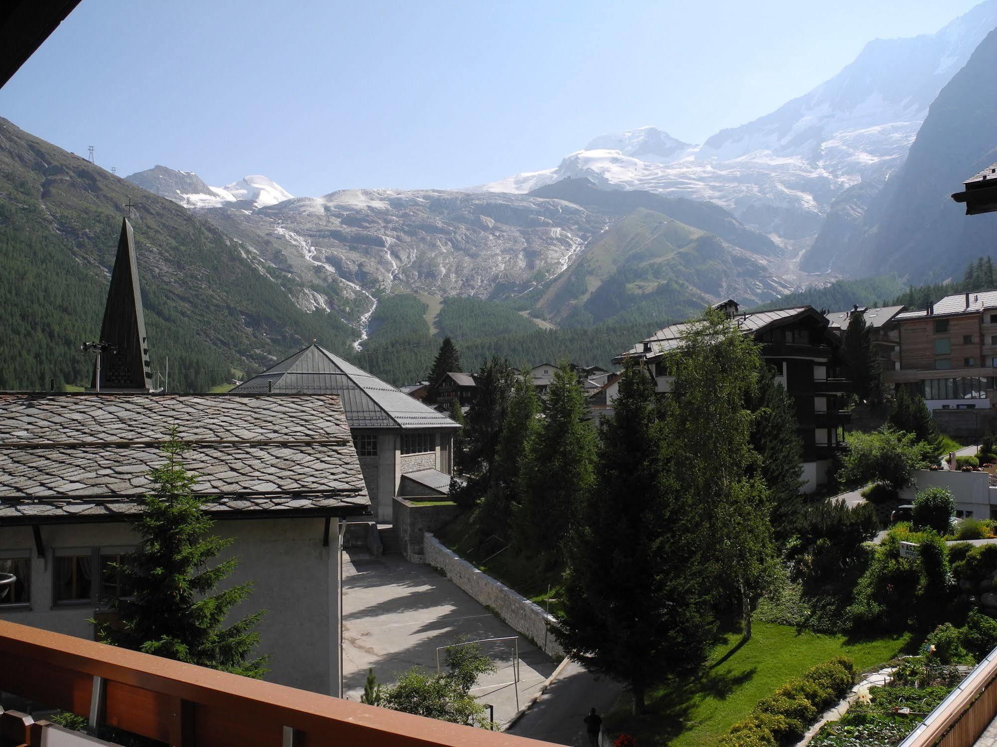 Chalet Alpenruh Saas Fee المظهر الخارجي الصورة